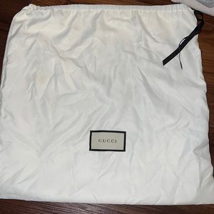 Large Gucci dust bag
